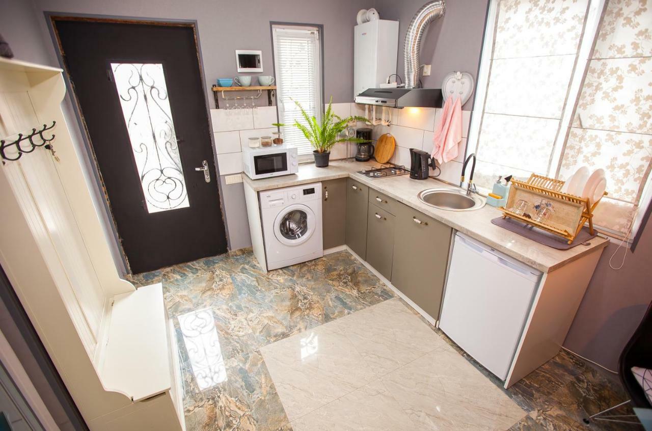 Firuzi Apartment TBS Tbilisi Esterno foto